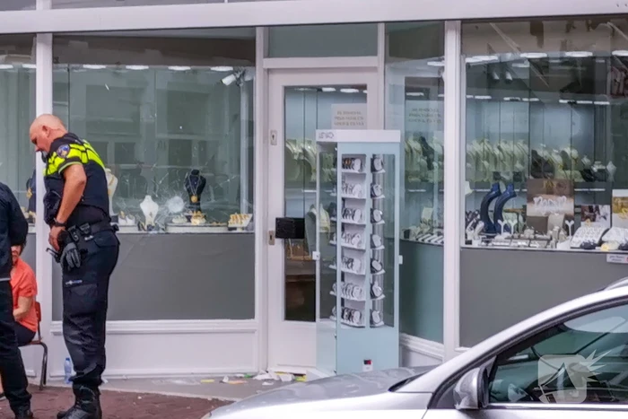 Twee verdachten opgepakt na overval juwelier