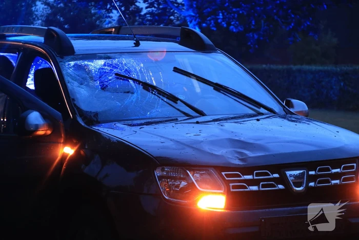 Fietser zwaargewond bij aanrijding met auto