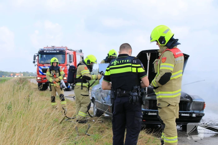 Oldtimer verwoest door brand