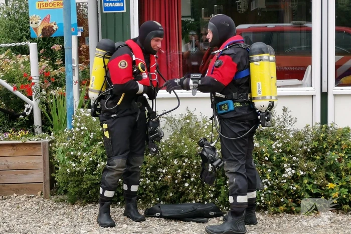 Twee boten in brand, Ã©Ã©n persoon overleden