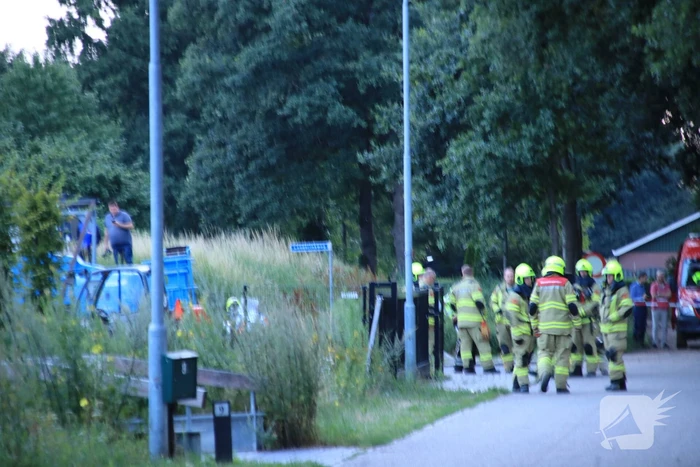 Vrachtwagen trailer vol drugs benodigdheden aangetroffen