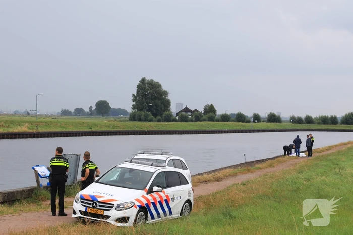 Groot forensisch onderzoek na aantreffen lichaam in Eem