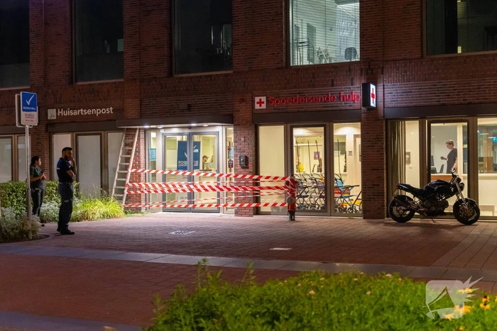 PatiÃ«nten Maasstad Ziekenhuis vernamen Ebola gerucht via Facebook