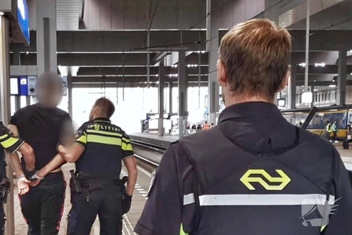 Man die nog gevangenisstraf moet uitzitten aangehouden op station