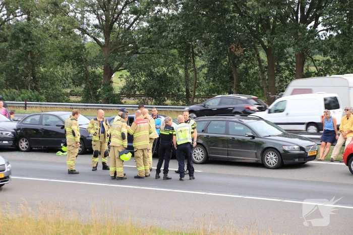 Vier auto's betrokken bij kop-staartaanrijding