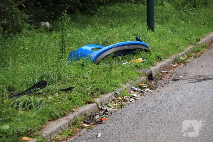 Beschonken bestuurder ramt veegwagen