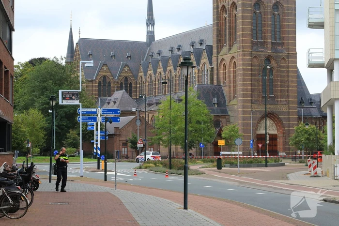 Verdacht pakketje gevonden bij Sint Vituskerk