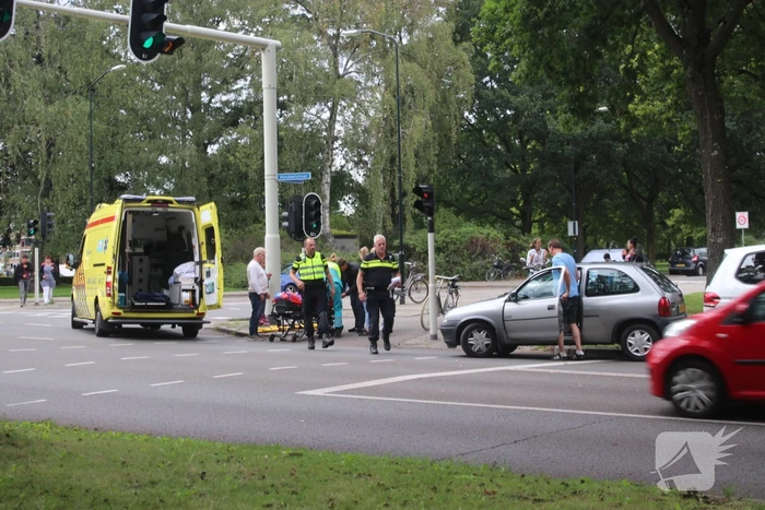 Fietser gewond na aanrijding met auto
