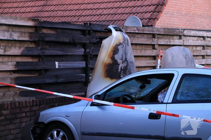 Twee autoÂ’s uitgebrand in woonwijk