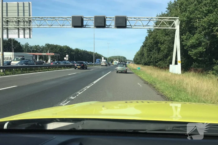 Brommobiel neemt snelweg voor snelste route