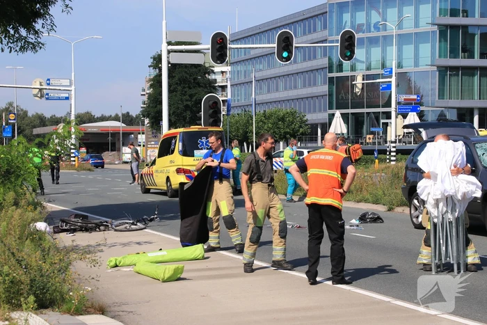 E-bikester overleden na zwaar ongeval op kruising
