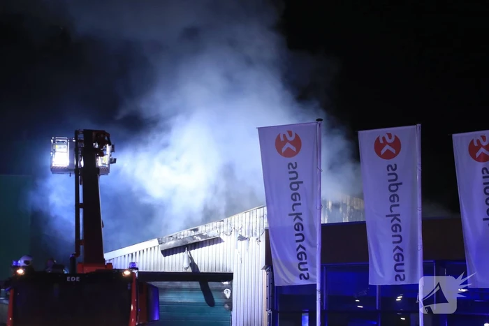 Zeer grote uitslaande brand