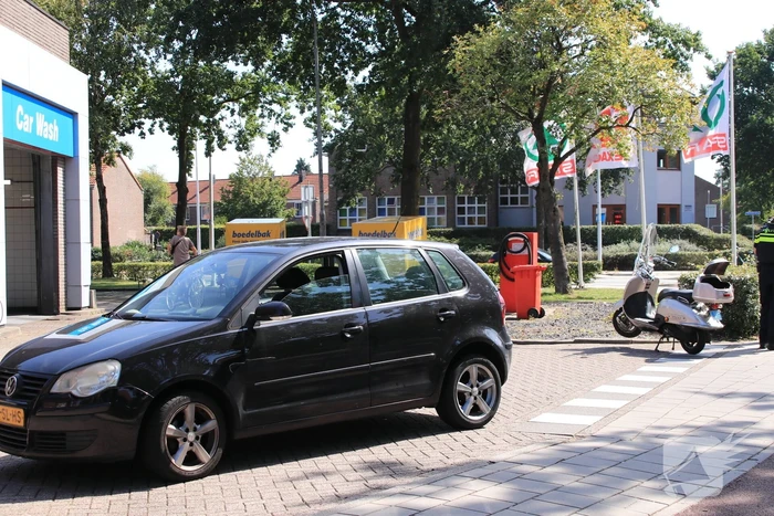 Scooterrijdster gewond bij aanrijding