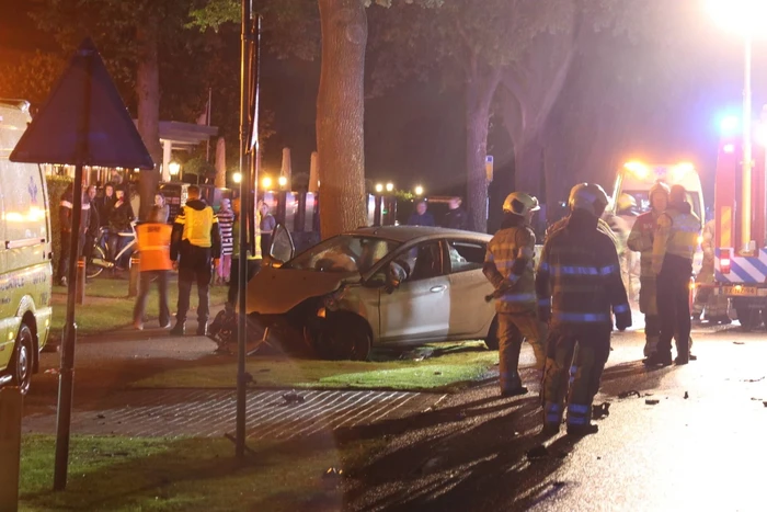 Gewonde na frontale aanrijding