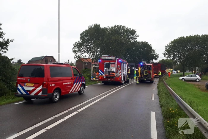 Zeer ernstig ongeval tussen twee vrachtwagens en meerdere voertuigen