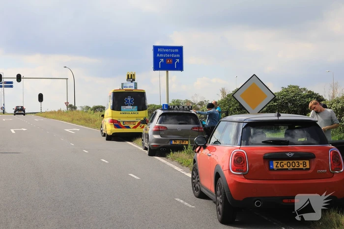 Kettingbotsing met lesauto