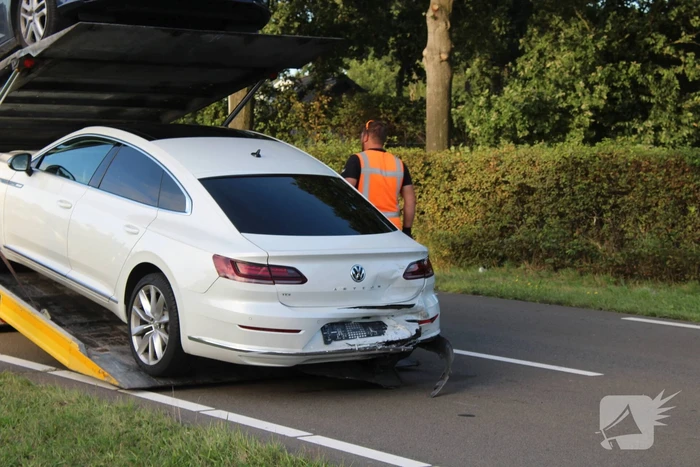 Flinke schade na ongeval tussen meerdere voertuigen