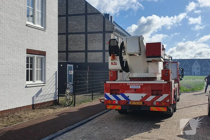 Zonnepanelen op dak in brand