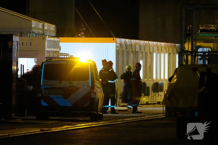 Persoon zwaargewond na val in tank van schip
