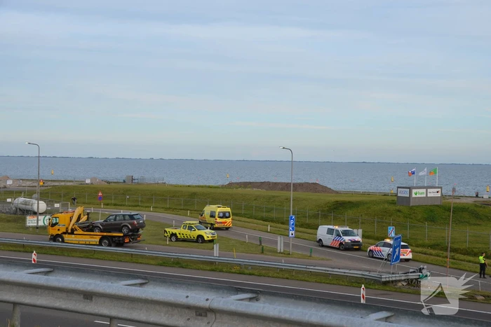 Land Rover botst frontaal op RIMOB
