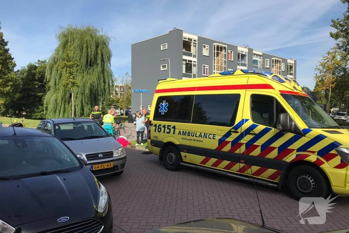 Fietser gewond na aanrijding met auto