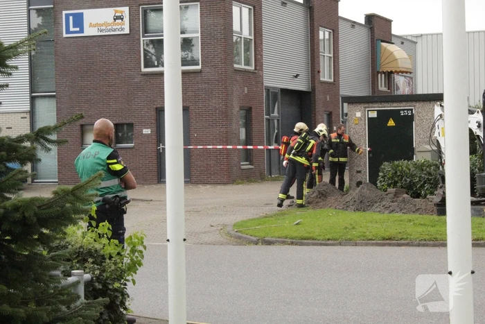 Graafmachine raakt hoofd gasleiding