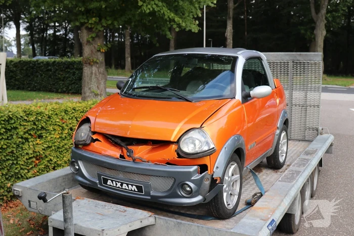 Flinke schade aan brommobiel na kop-staart aanrijding