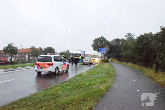 Auto uit vluchthaven botst medeweggebruiker