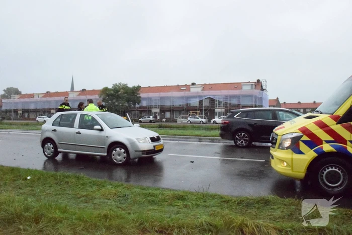 Auto uit vluchthaven botst medeweggebruiker