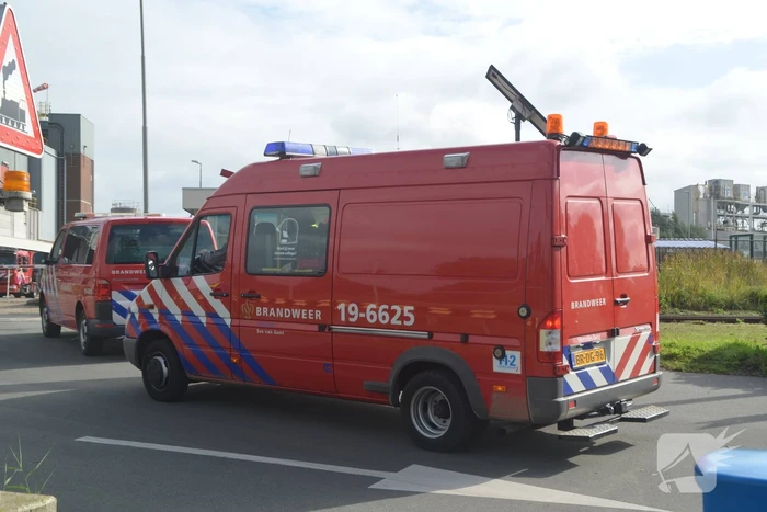 Lekkage ontstaan in een vat gevaarlijke stoffen bij ICL-IP