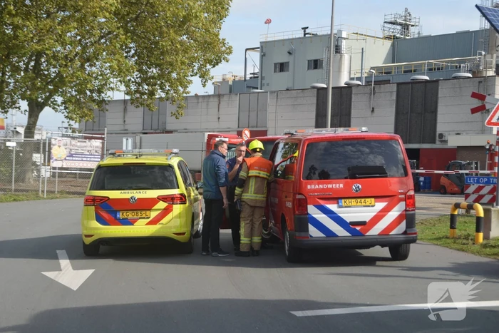 Lekkage ontstaan in een vat gevaarlijke stoffen bij ICL-IP