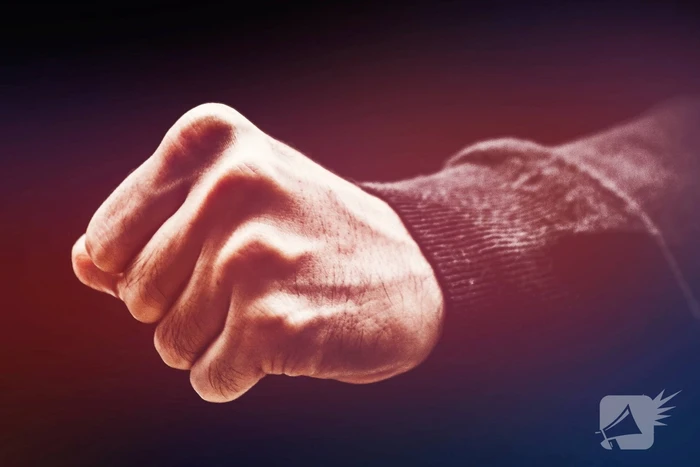 Agent loopt gebroken neus op bij ruziÃ«nde jongeren