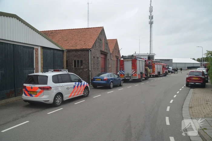 Motorboot in garage verwoest door brand