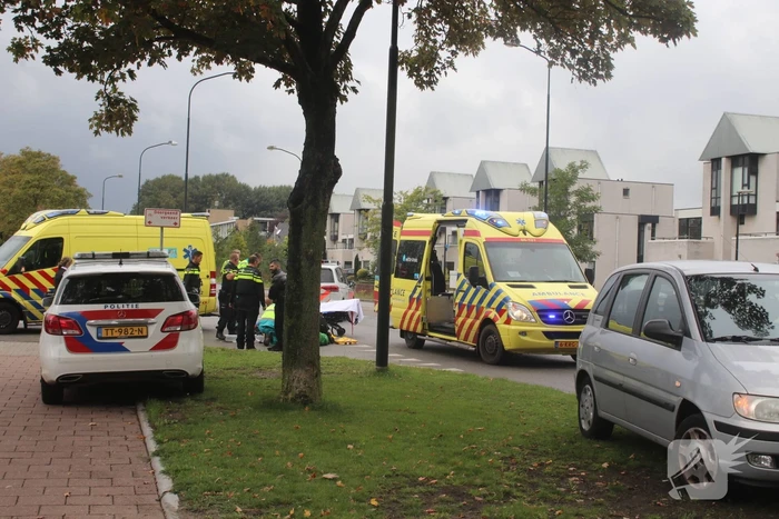 Fietsster ernstig gewond in Brinkhorst
