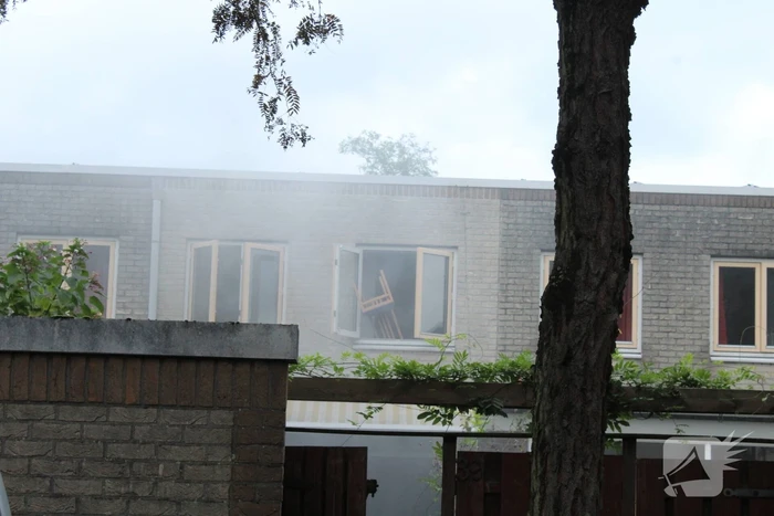 Woning Zielhorst vol rook na brand in trapkast