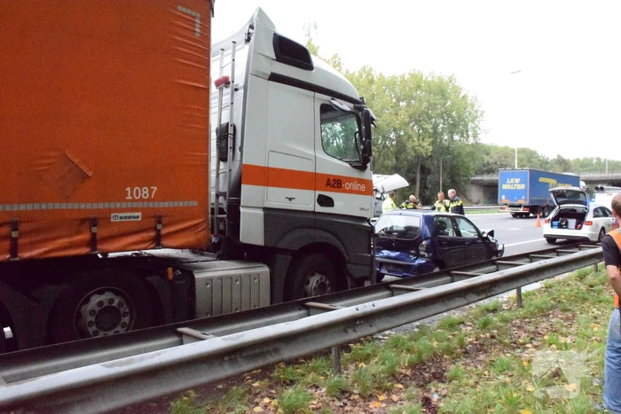 Meerdere voertuigen betrokken bij aanrijding