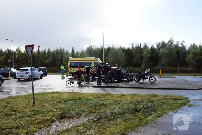 Fietser ernstig gewond na ongeval met auto