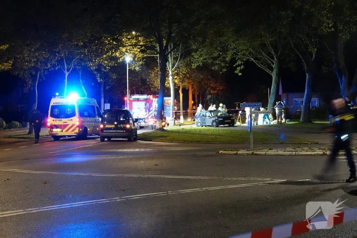20-jarige bestuurder uit Harskamp overleden bij ongeval tegen boom