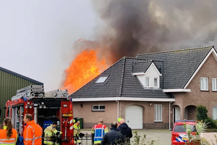 Grote brand in loods