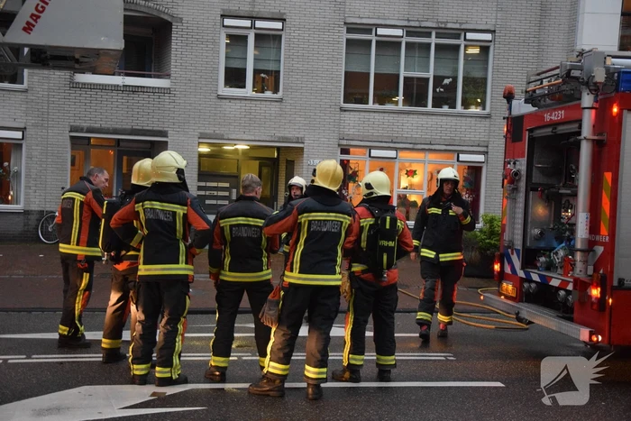 Brandweer rukt groots uit voor melding woningbrand