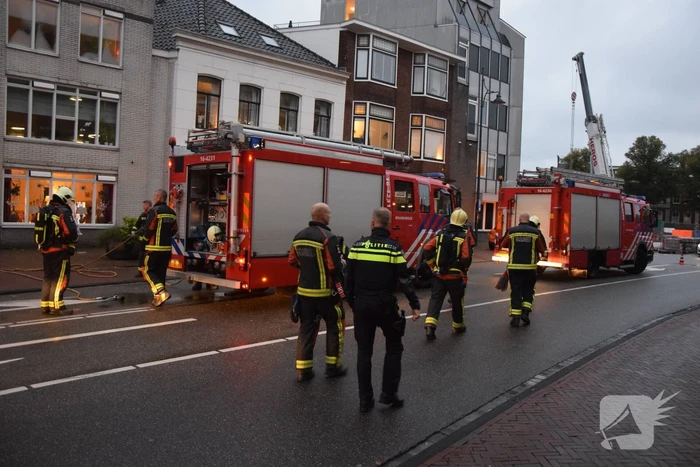 Brandweer rukt groots uit voor melding woningbrand