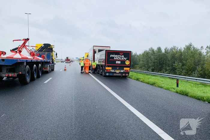Lange files na klapband vrachtwagen