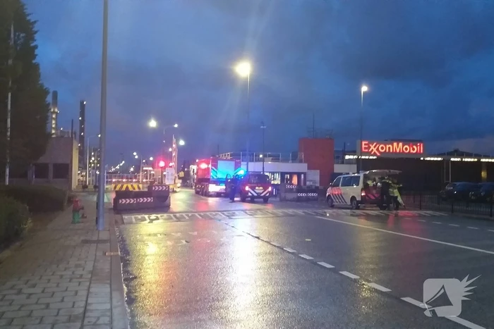 Brand bij raffinaderij Esso ExxonMobil in Botlek