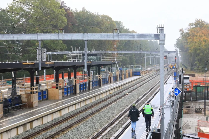 Geen treinverkeer door aanrijding met persoon