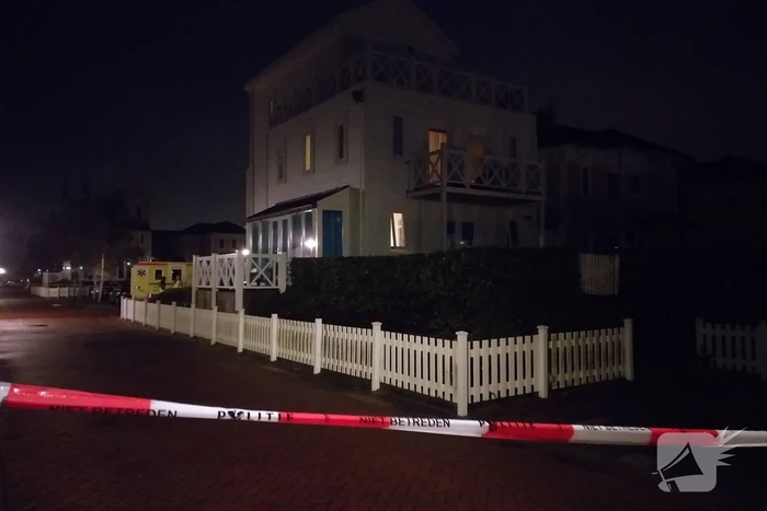 Dode op vakantiepark, politie doet onderzoek