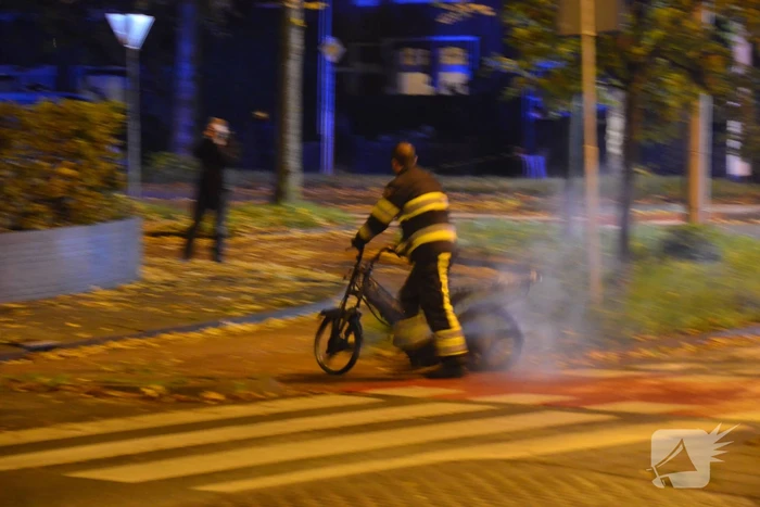 Pizzabrommer gaat in vlammen op