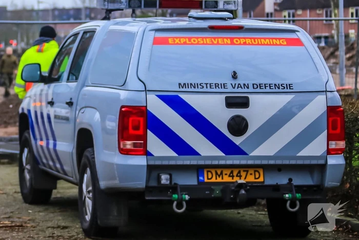 Ruiten woningen en winkels gesneuveld na plofkraak pinautomaat ABN-AMRO