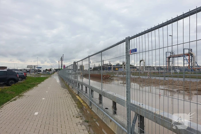 Enorm chaos bij kapot getrokken waterleiding
