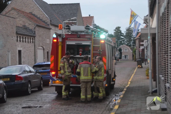 Gloeilamp veroorzaakt brand in woning