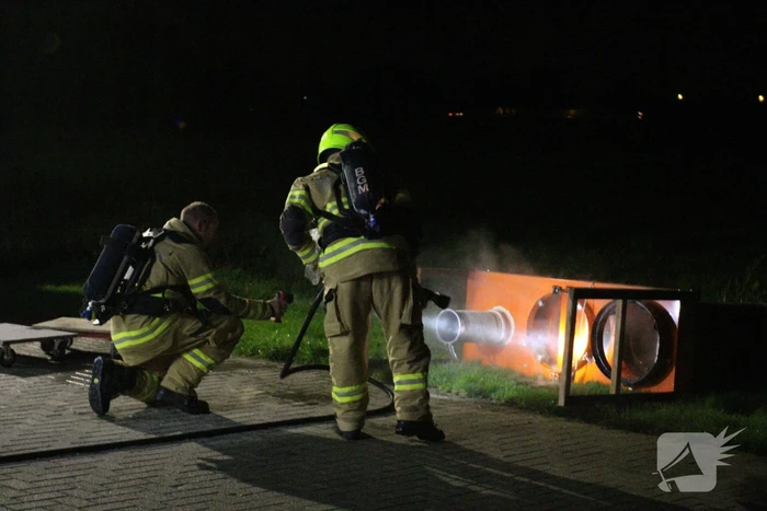 Brand bij houtbewerkingsbedrijf door broei